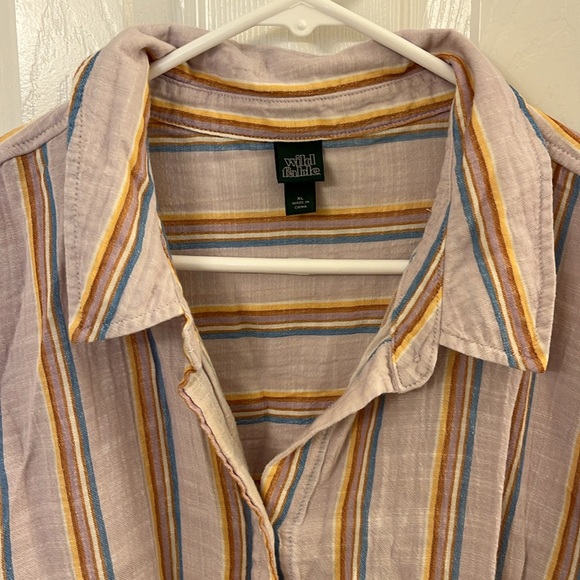 Light weight linen shirt - Picture 2 of 3